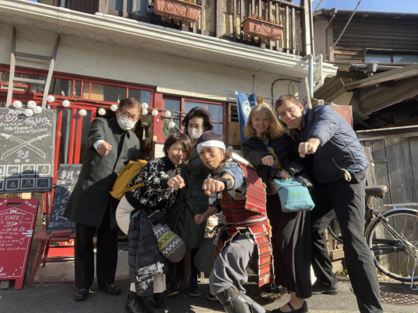 3 members from the Kamakura church along with Caitlyn, Michael, and Bushi (our guest house owner)